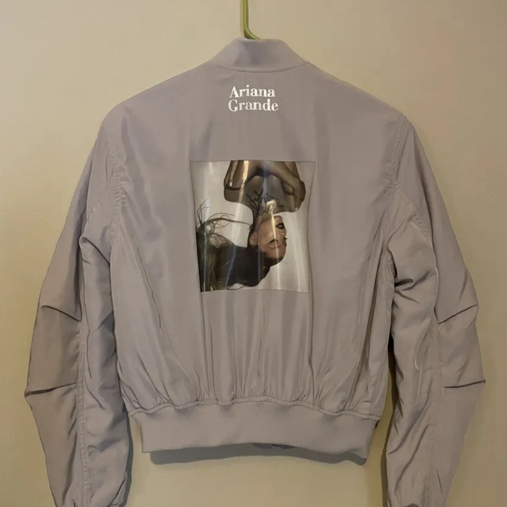 Ariana Grande Jacket H&M SIZE S